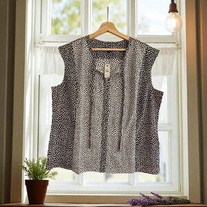 NWT Talbots Womens Polka Dot Sleeveless Blouse XL Black Lightweight Semisheer